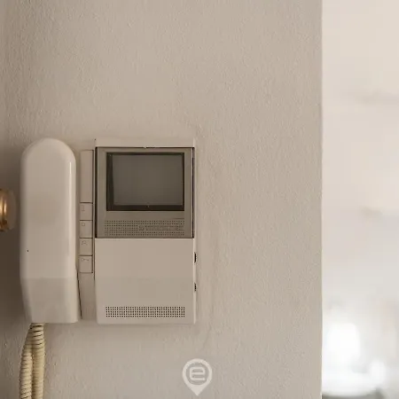 The White Appartement
